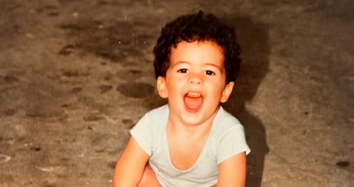Bad Bunny comparte fotos de su infancia y causa furor