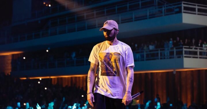 Eminem emociona a sus fans al convertirse en abuelo