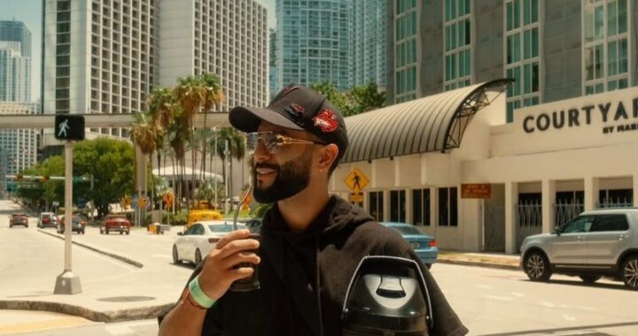 Mathías Crosa reaparece desde Miami en medio del escándalo del sorteo